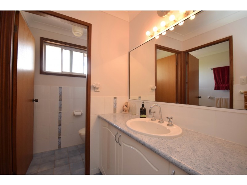 6 Kongoola Avenue, Cambewarra NSW 2540