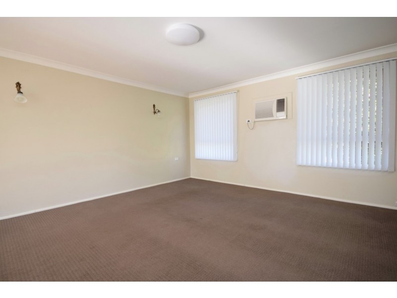 11 Monaghan Avenue, Nowra NSW 2541