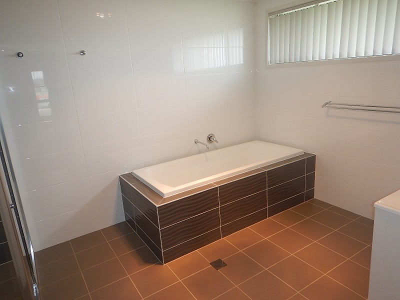 14 Curta Street, Worrigee NSW 2540