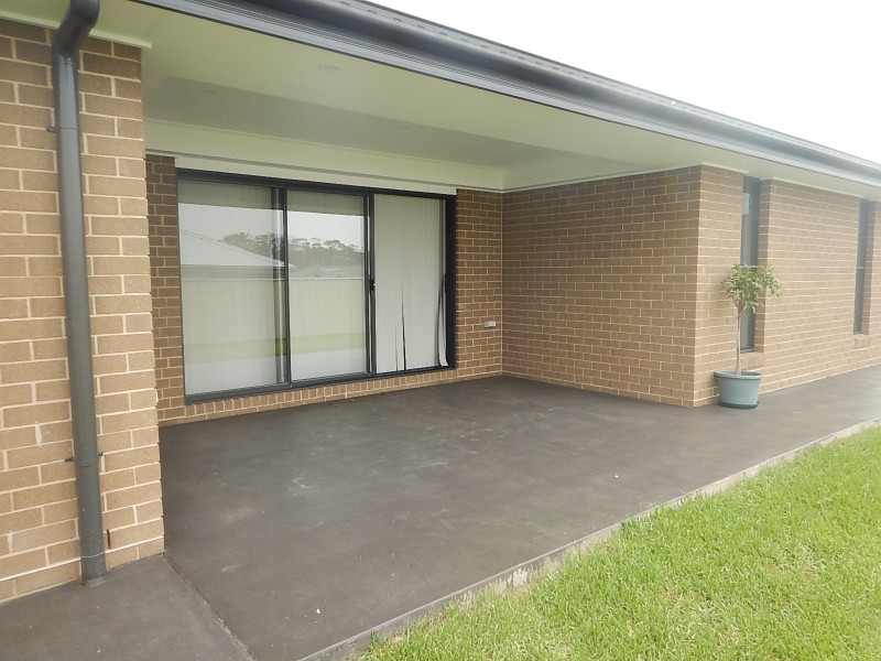 14 Curta Street, Worrigee NSW 2540