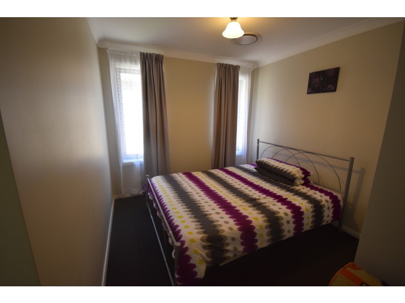 58 Jindalee Crescent, Nowra NSW 2541