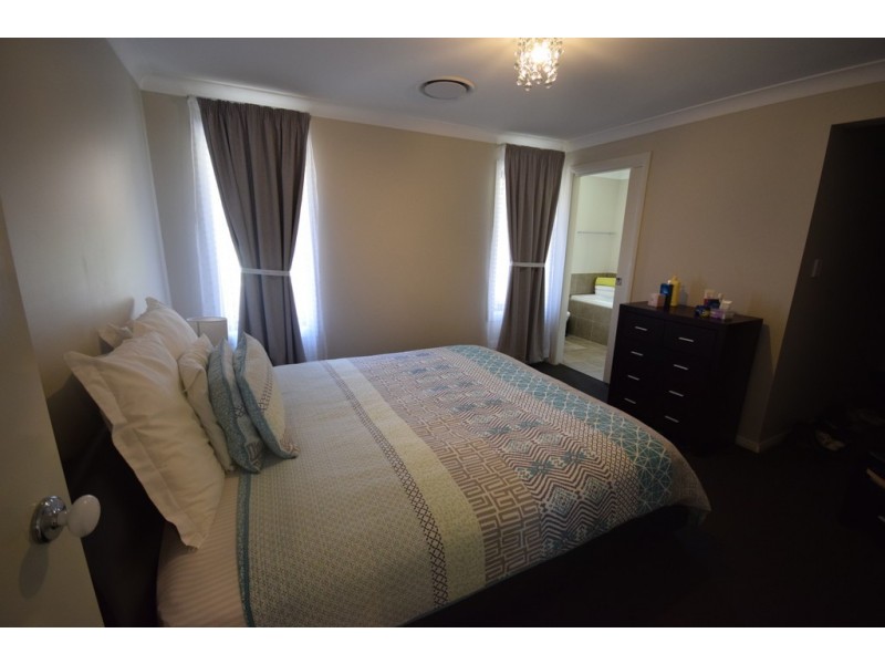 58 Jindalee Crescent, Nowra NSW 2541