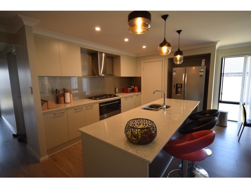 58 Jindalee Crescent, Nowra NSW 2541