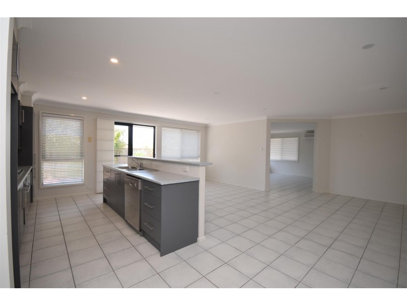 9 Sugarwood Road, Worrigee NSW 2540