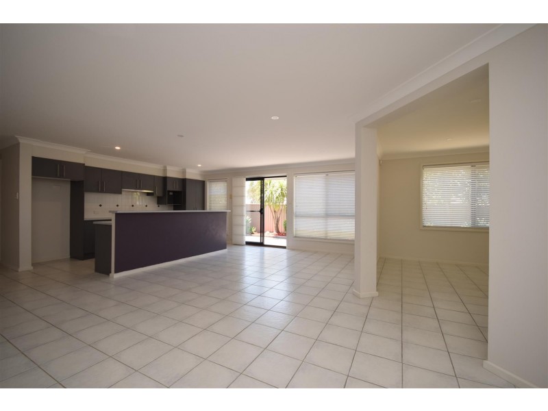 9 Sugarwood Road, Worrigee NSW 2540
