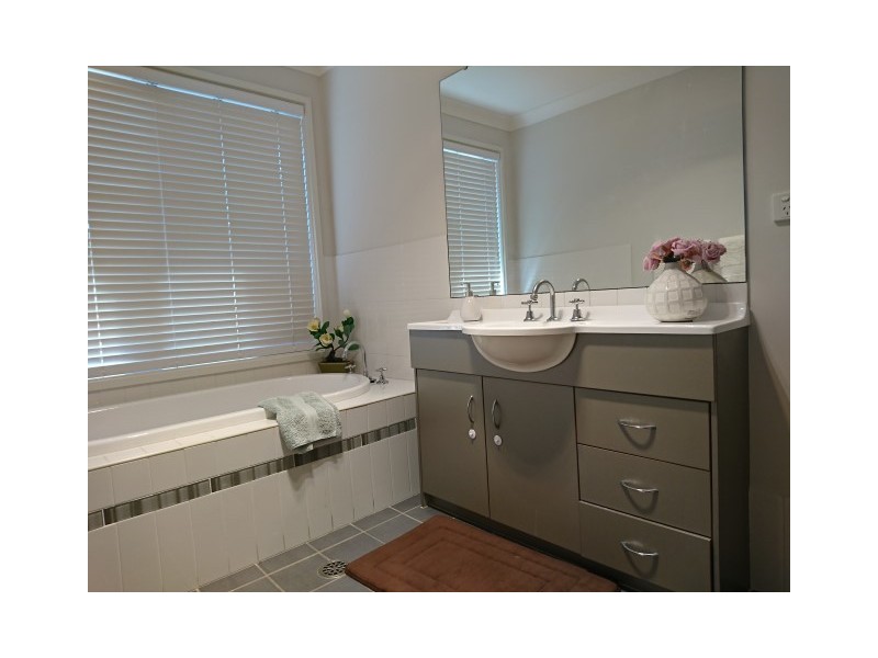 9 Sugarwood Road, Worrigee NSW 2540