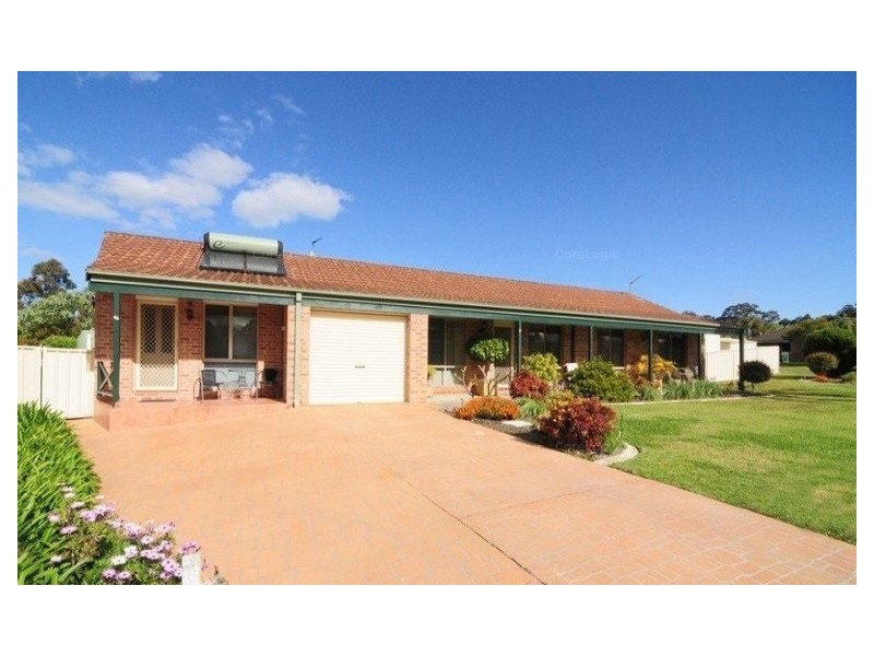 4 Illawarra Circuit, Worrigee NSW 2540