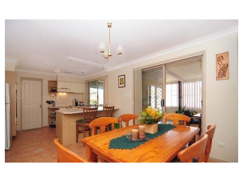 4 Illawarra Circuit, Worrigee NSW 2540