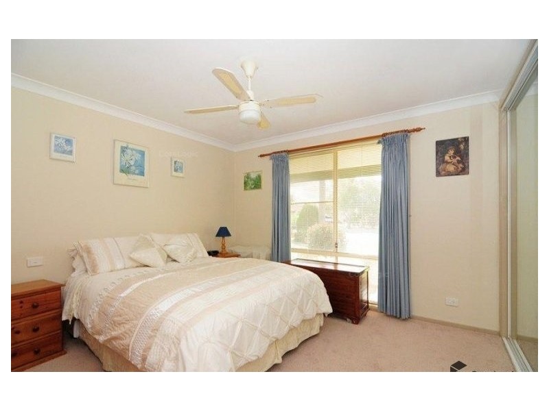 4 Illawarra Circuit, Worrigee NSW 2540