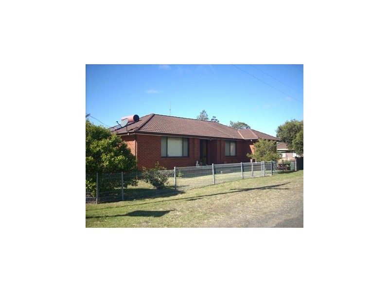 20 Renown Ave, Shoalhaven Heads NSW 2535