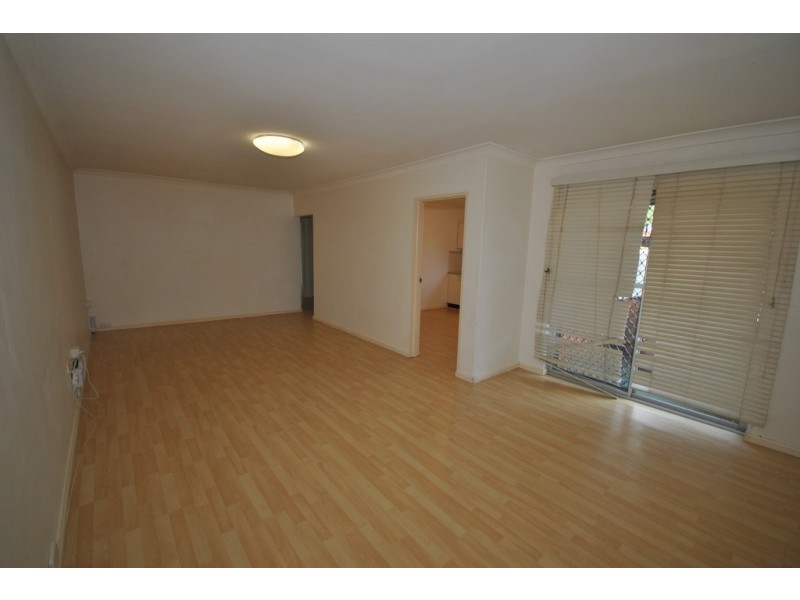 2/4-6 Morton Pde, Nowra NSW 2541