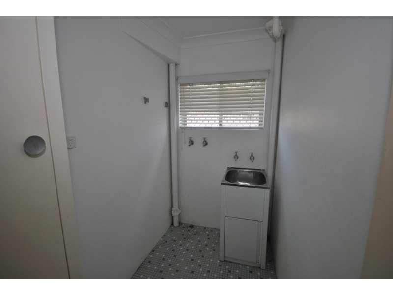 2/4-6 Morton Pde, Nowra NSW 2541