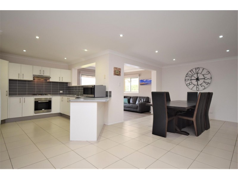 46 Blue Bell Way, Worrigee NSW 2540