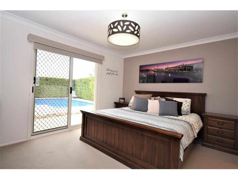 46 Blue Bell Way, Worrigee NSW 2540