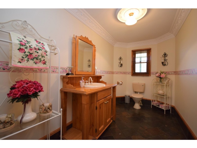 31 Browns Mountain Road, Tapitallee NSW 2540