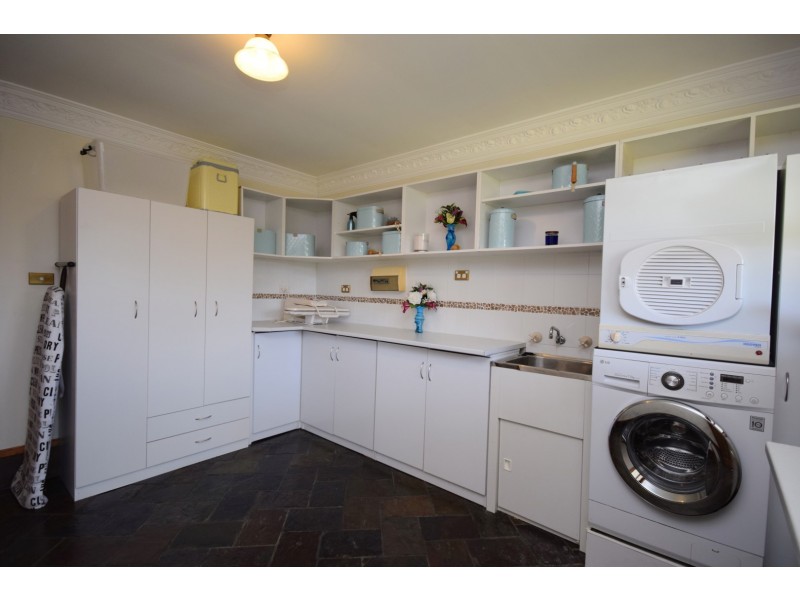 31 Browns Mountain Road, Tapitallee NSW 2540