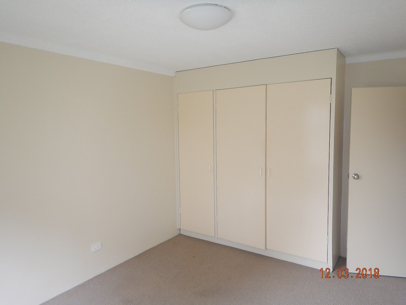 2/4 Shorland Place, Nowra NSW 2541