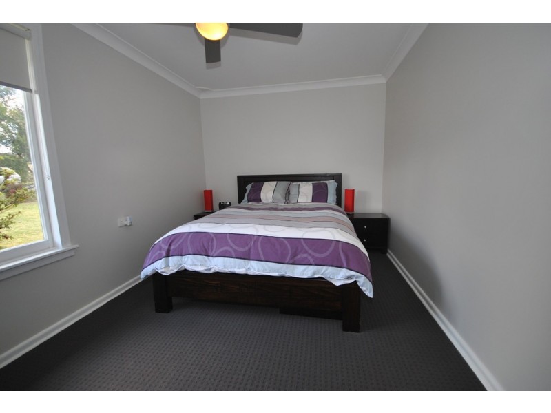 44 Meroo Road, Bomaderry NSW 2541