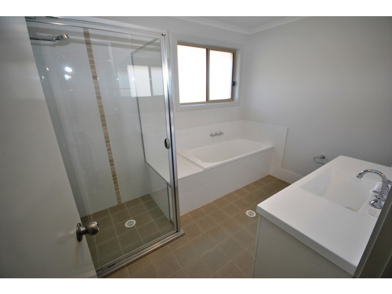 15 Peacehaven Way, Sussex Inlet NSW 2540