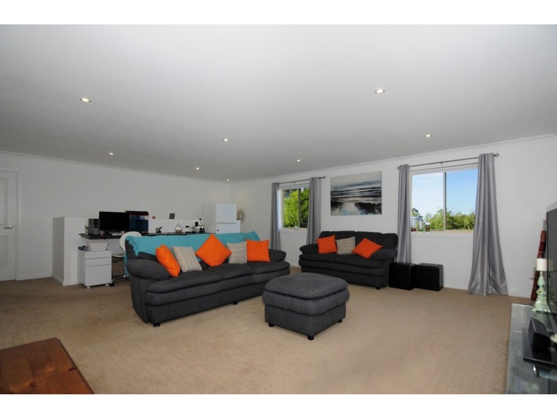 12 Isa Road, Worrigee NSW 2540