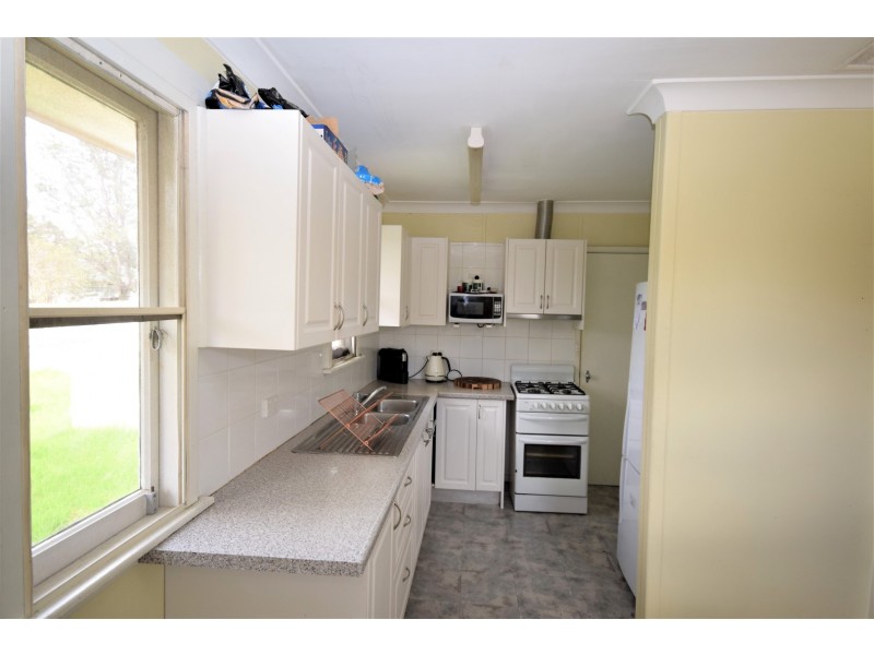 34 McKay Street, Nowra NSW 2541