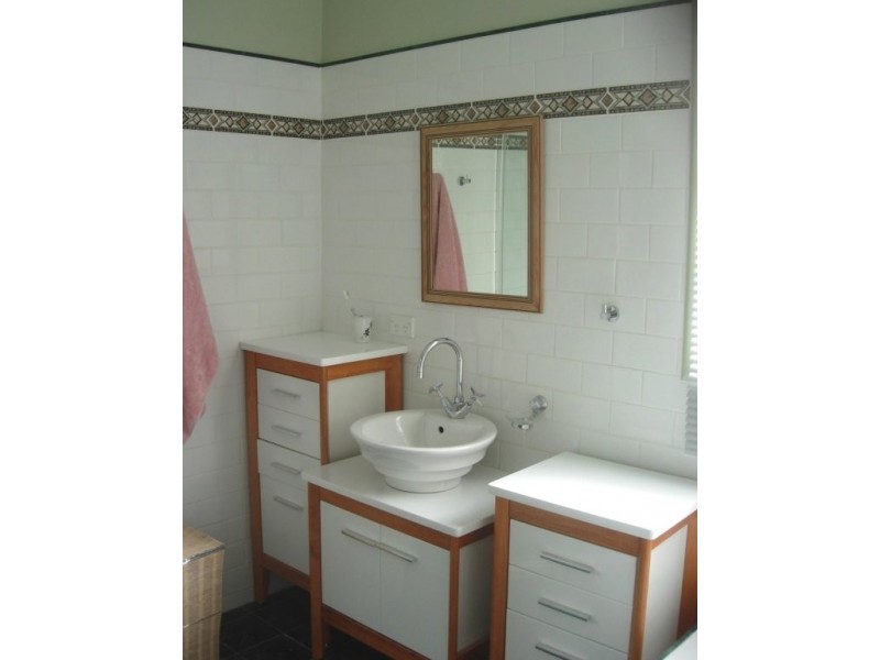 64 Illaroo Road, North Nowra NSW 2541