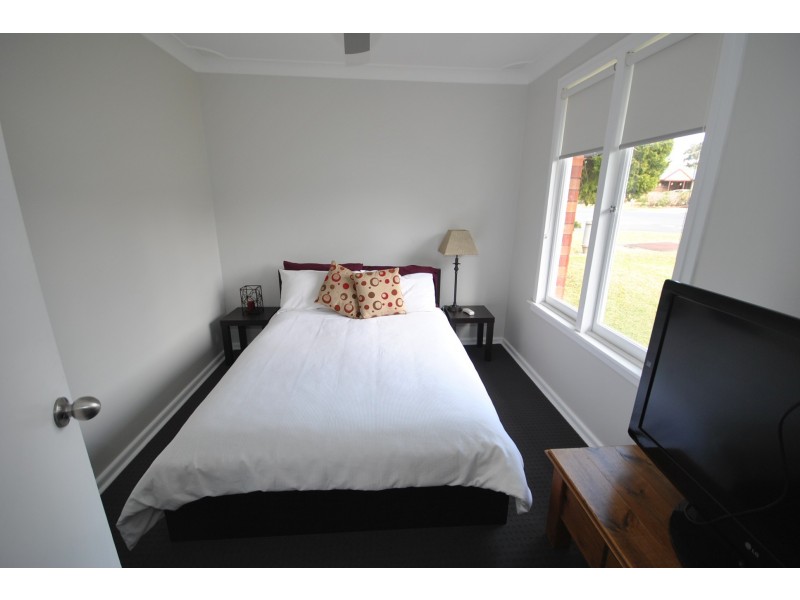 44 Meroo Road, Bomaderry NSW 2541
