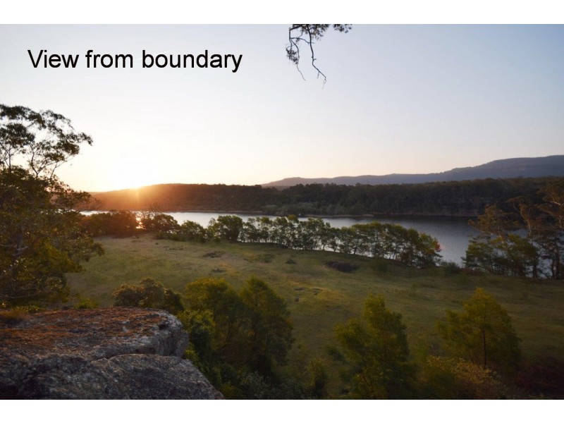 15 Paringa Road, Longreach NSW 2540