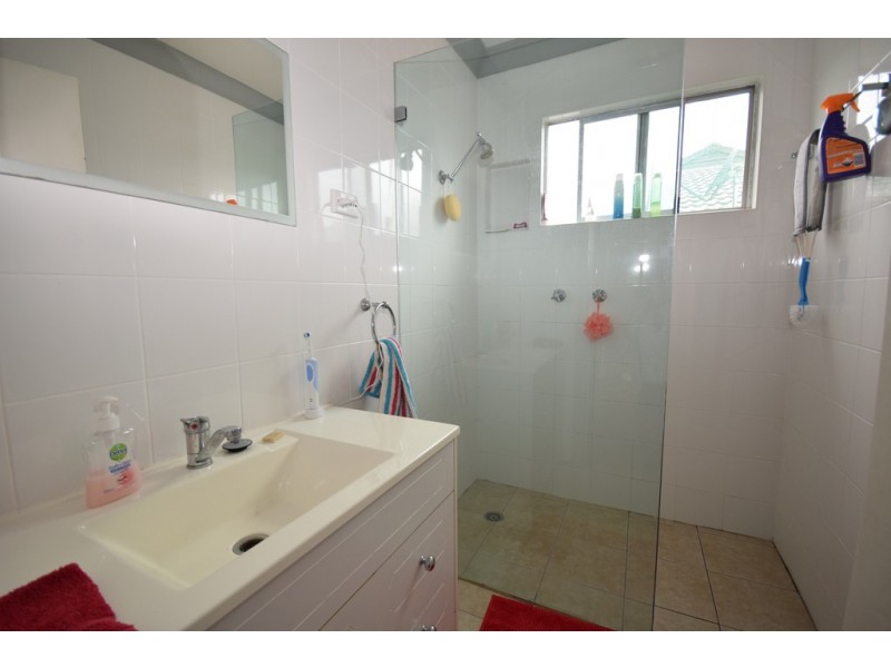8 Page Avenue, North Nowra NSW 2541