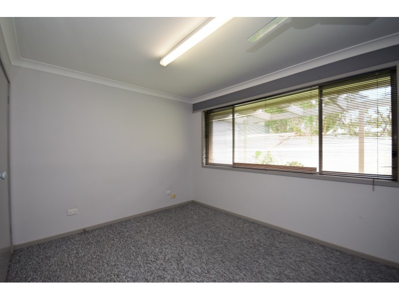2 Tummell Close, West Nowra NSW 2541