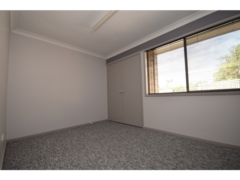 2 Tummell Close, West Nowra NSW 2541