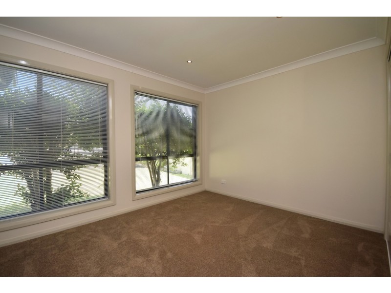 19 Karana Drive, North Nowra NSW 2541