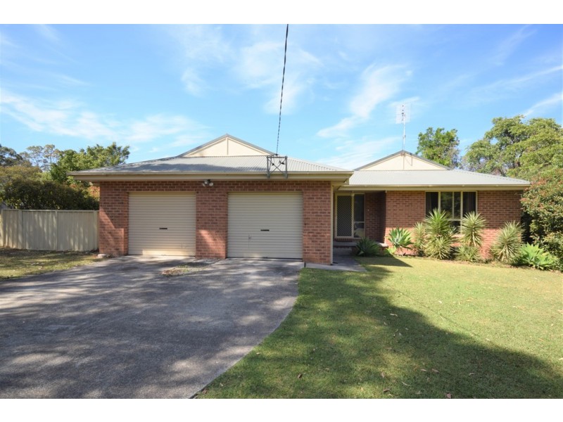 25 Yalwal Road, West Nowra NSW 2541