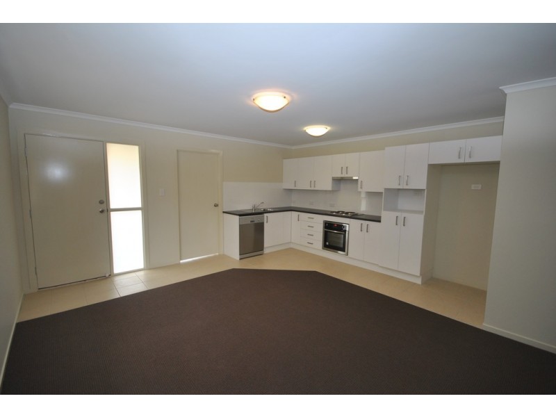 6A Flannelflower Ave, West Nowra NSW 2541