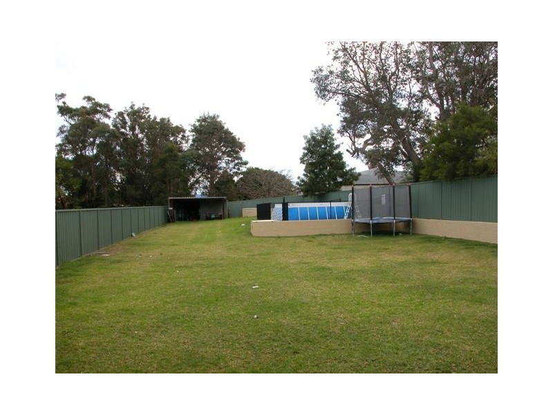 21  Ravenscliffe Road, Shoalhaven Heads NSW 2535