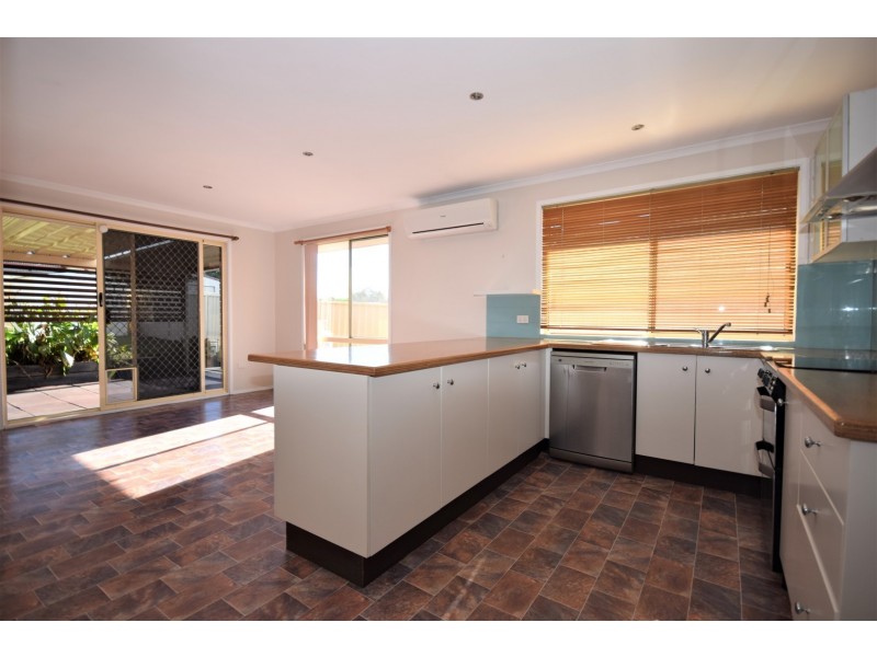 13 Peppermint Drive, Worrigee NSW 2540