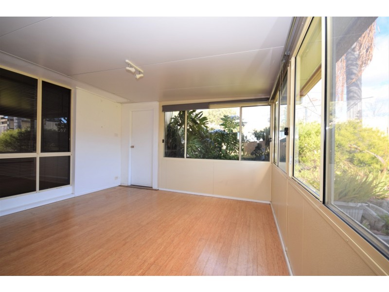 13 Peppermint Drive, Worrigee NSW 2540