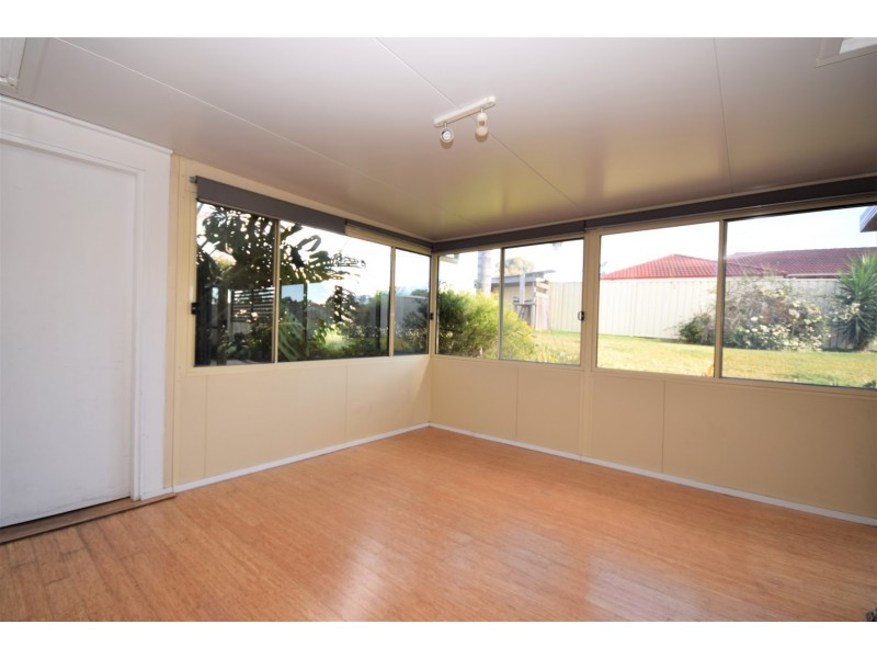 13 Peppermint Drive, Worrigee NSW 2540