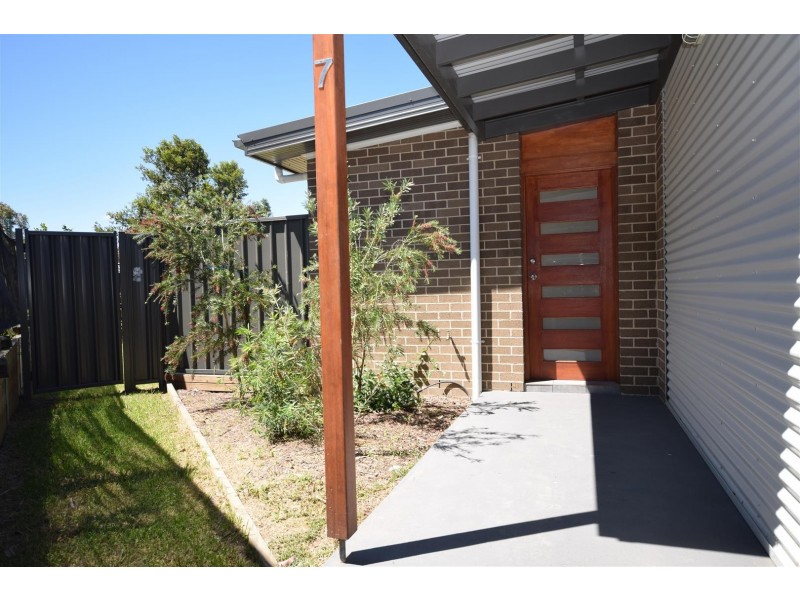 7/25 Royal Street, Worrigee NSW 2540