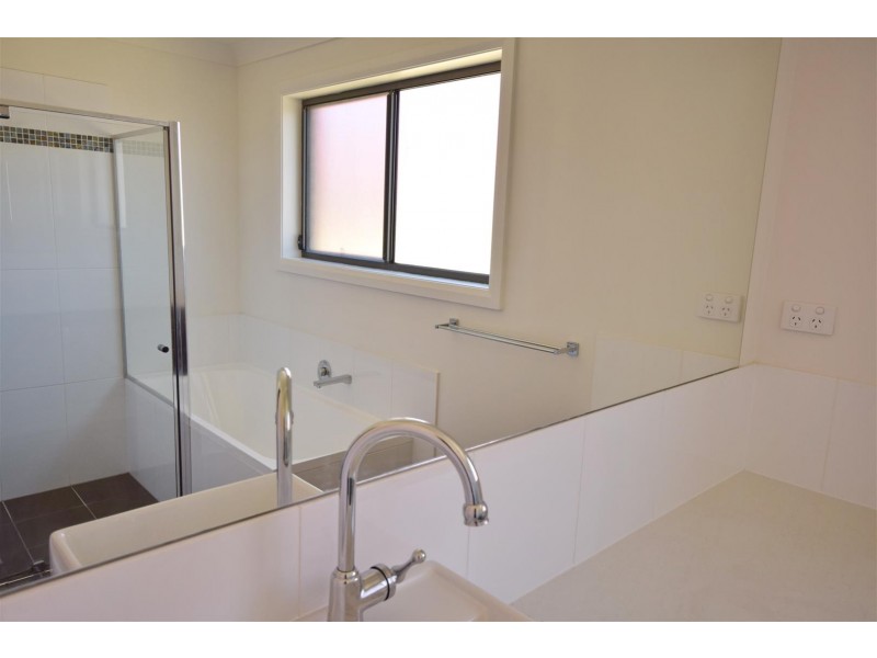 7/25 Royal Street, Worrigee NSW 2540