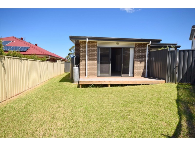 7/25 Royal Street, Worrigee NSW 2540