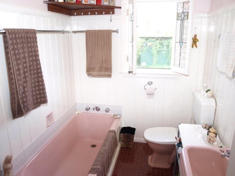 9 Gould Ave, Nowra NSW 2541