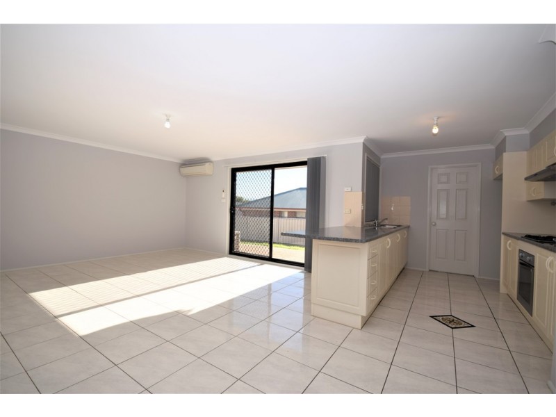 24 Carrington Park Drive, Nowra NSW 2541