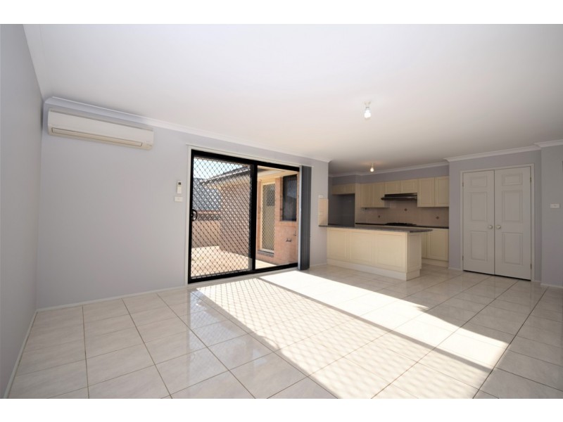 24 Carrington Park Drive, Nowra NSW 2541