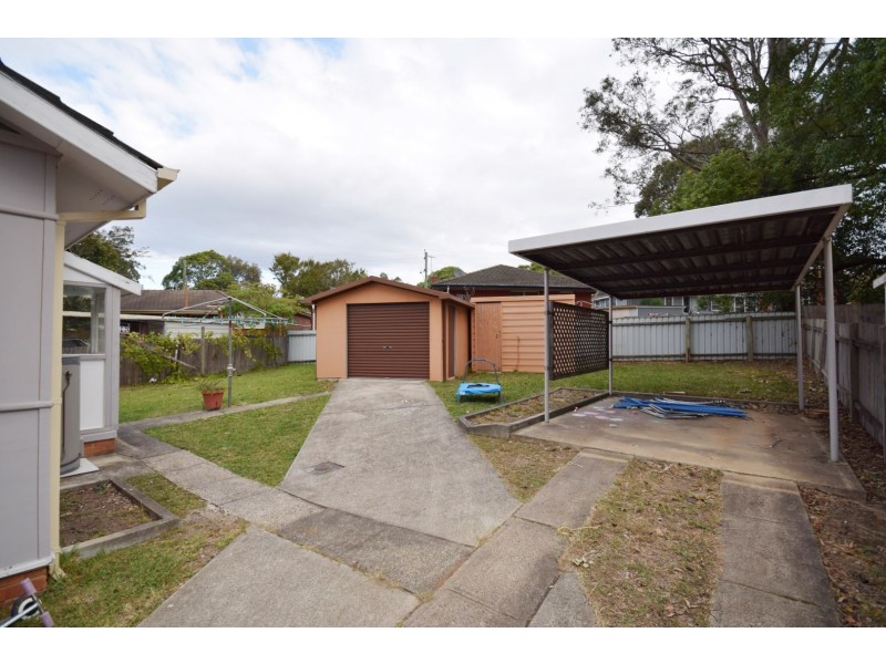 28 Seccombe Street, Nowra NSW 2541