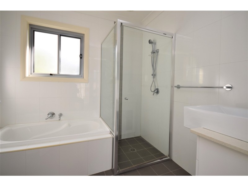 2/8 McKinnon Street, Nowra NSW 2541