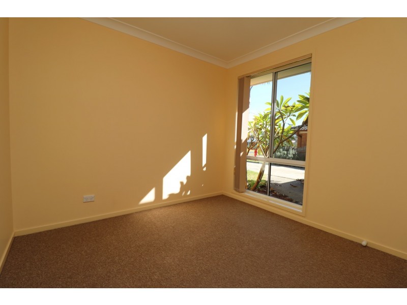 24 Truscott Avenue, Sanctuary Point NSW 2540