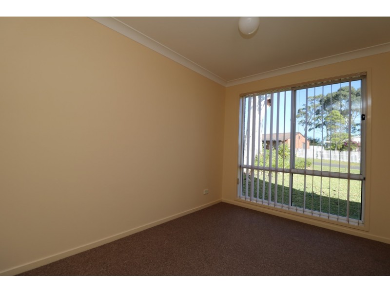 24 Truscott Avenue, Sanctuary Point NSW 2540