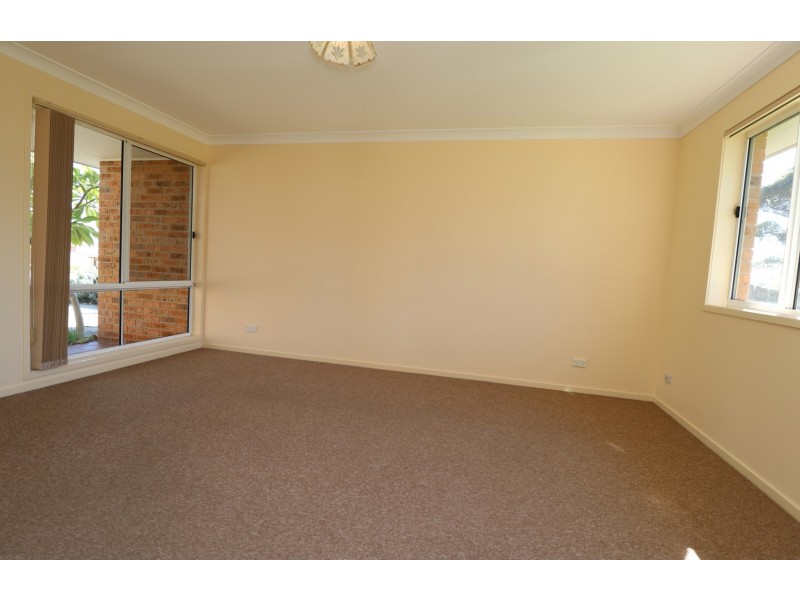 24 Truscott Avenue, Sanctuary Point NSW 2540