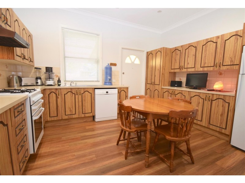 40 Journal Street, Nowra NSW 2541